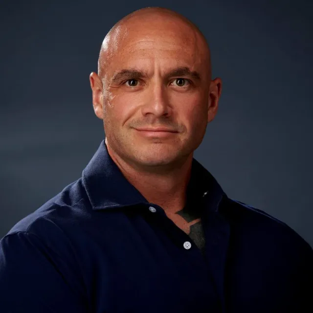 Headshot of CW2 Nick Lavery