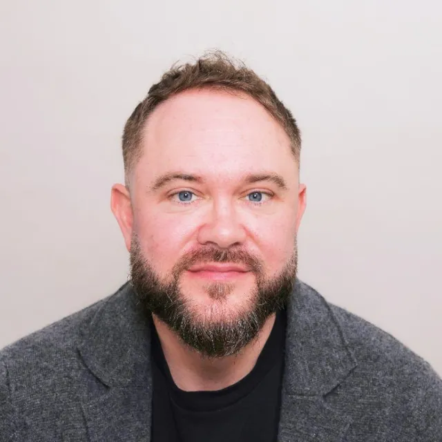 Headshot of Tim Warnement