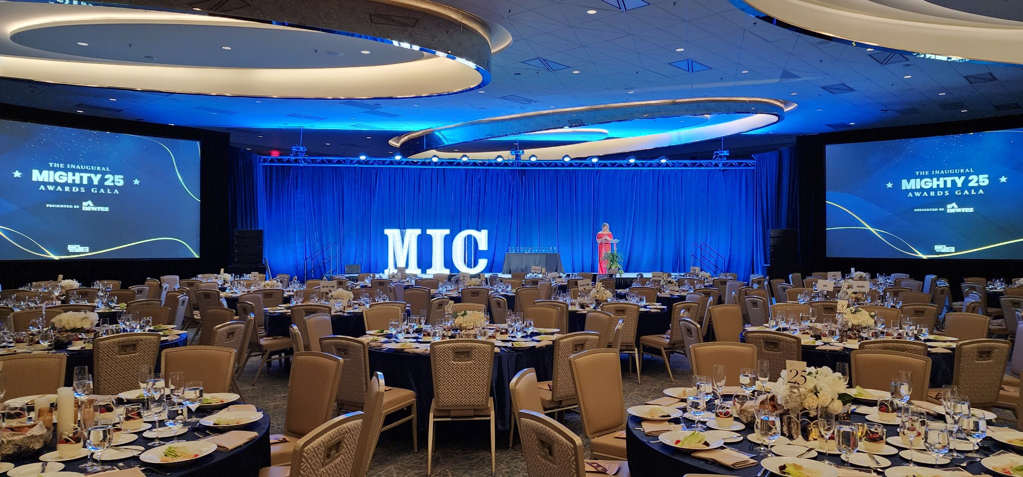 MIC22-068-MICGala-TessaLonely