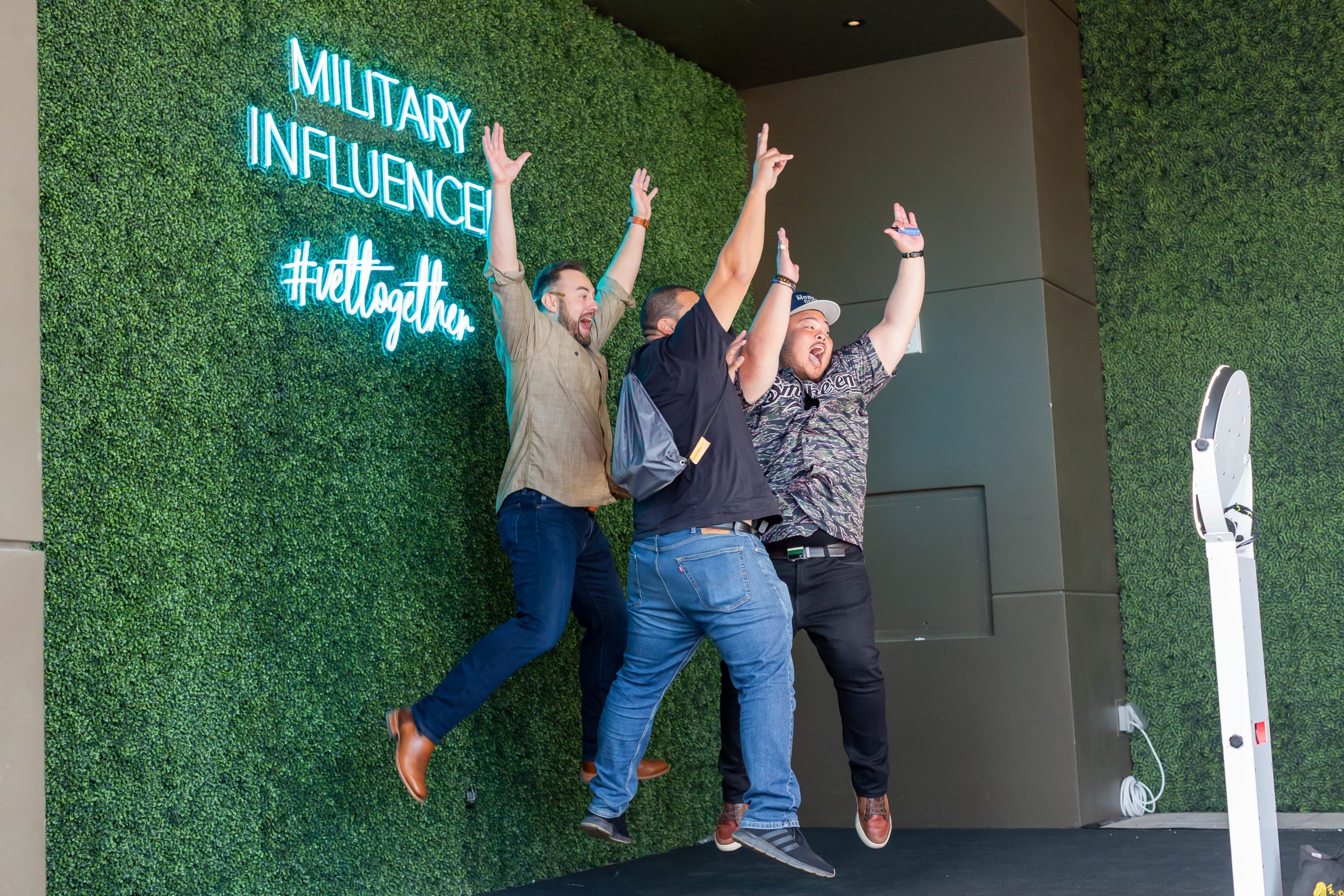 MIC22DAY1-138-VettogetherJump