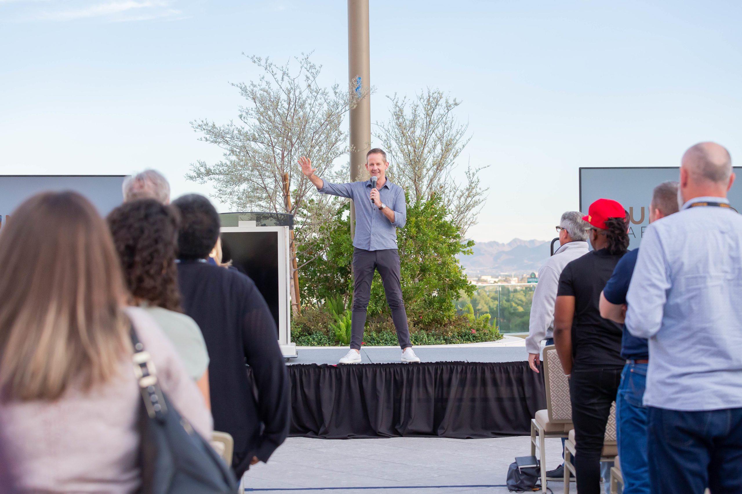 MIC22DAY1-148-ToddConnor