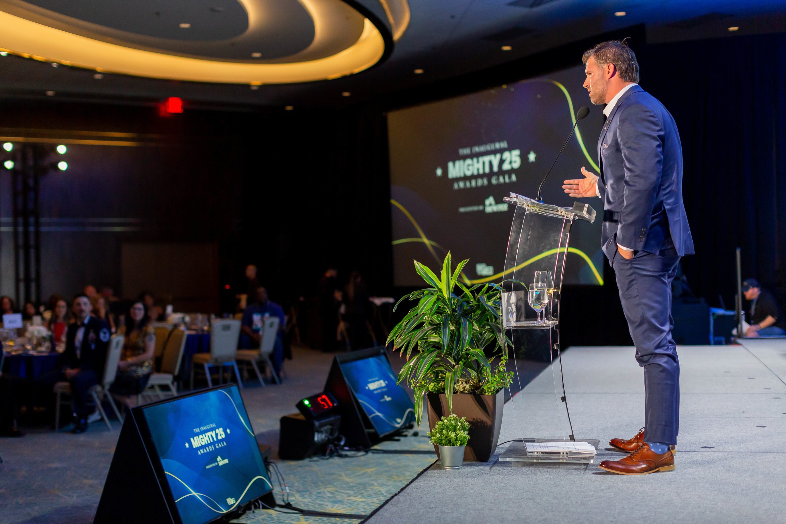 MIC22DAY3-336-Gala-Travis